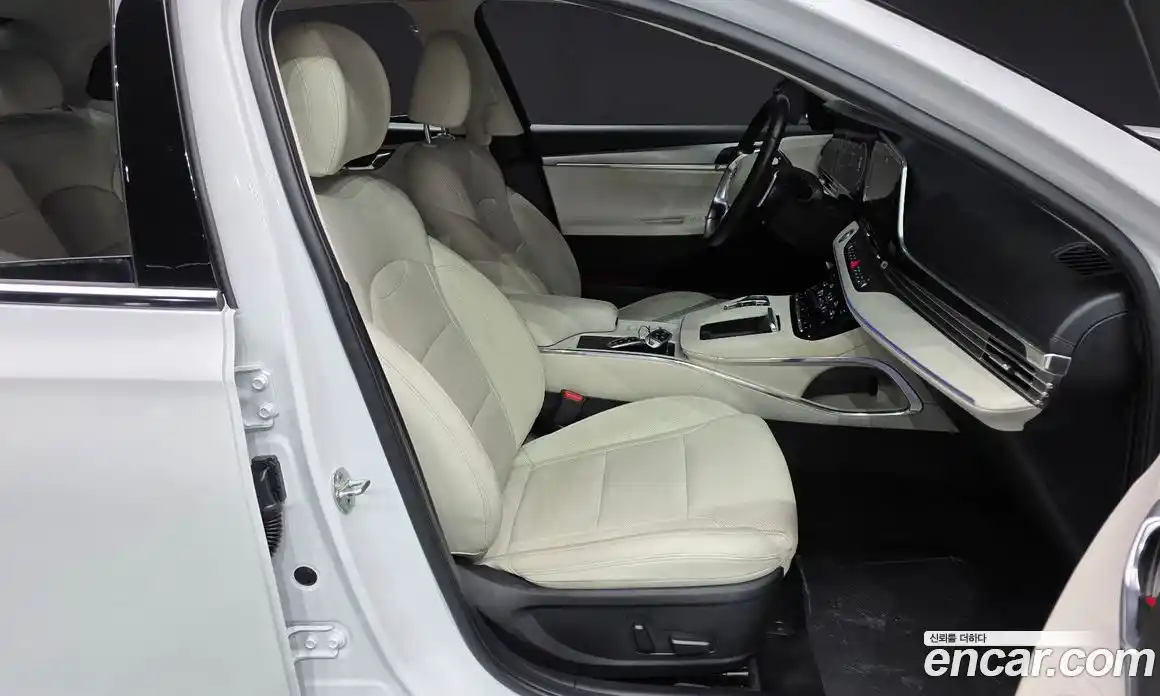 Hyundai Grandeur 2022 2.5 Автомат в Москве № 320627, фото 10