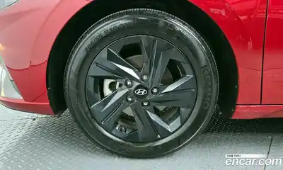 Hyundai Avante 2023 1.6 Автомат в Москве № 3275, миниатюра 5