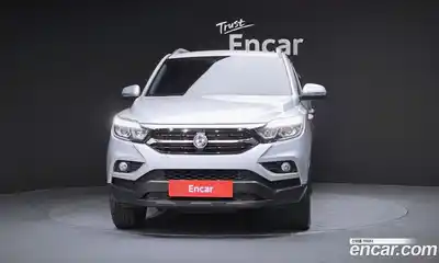 SsangYong Rexton 2018 2.2 Автомат в Москве № 33805, миниатюра 3