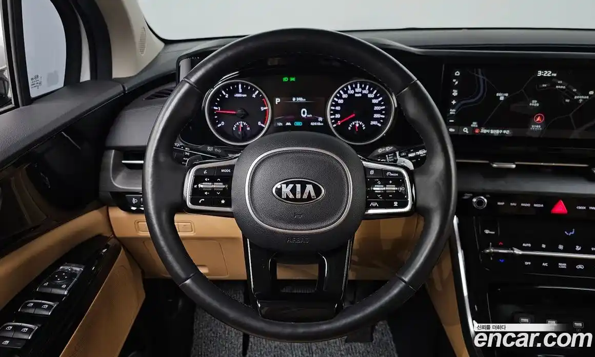 Kia Canival 2021 2.2 Автомат в Москве № 339055, фото 13