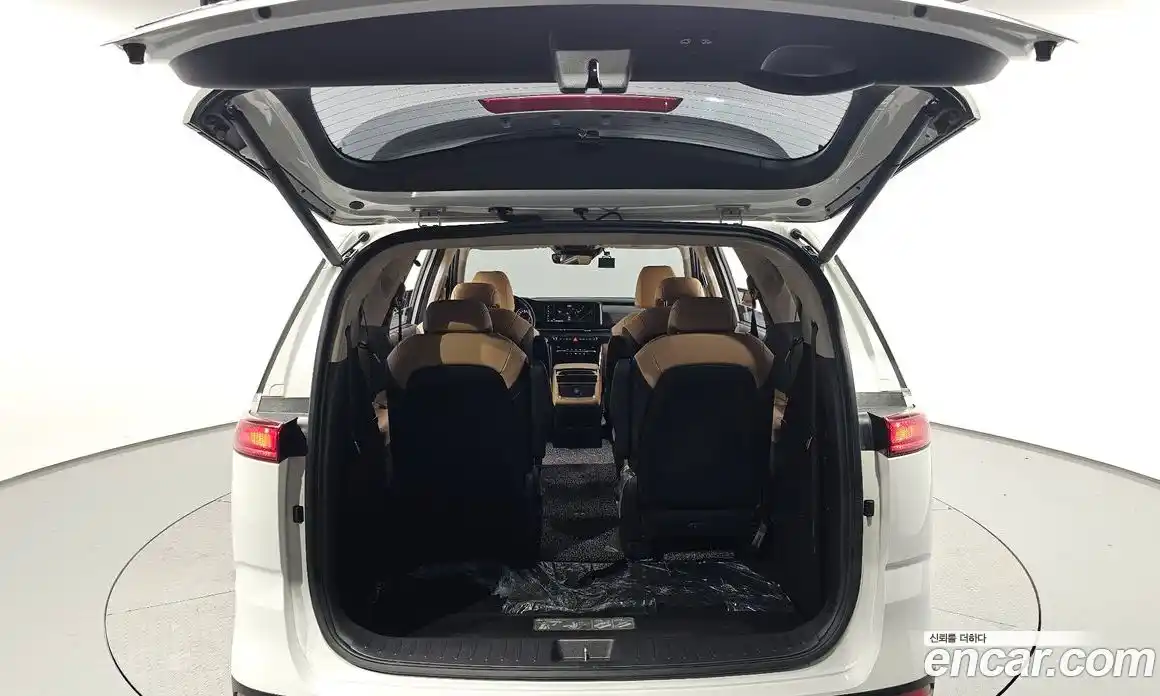 Kia Canival 2021 2.2 Автомат в Москве № 339055, фото 20