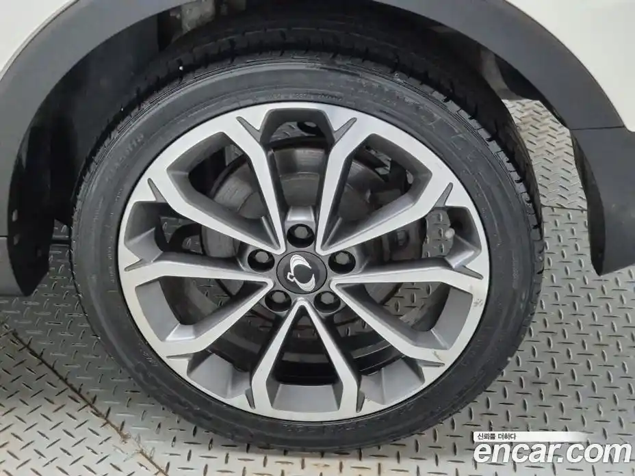 SsangYong TIBOLI 2018 1.6 Автомат в Москве № 346958, фото 20