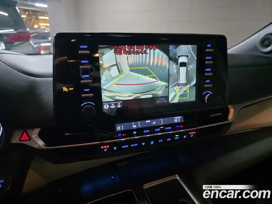 Toyota Sienna 2024 2.5 Автомат в Москве № 361215, фото 13