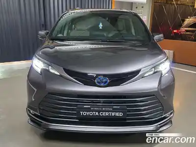 Toyota Sienna 2024 2.5 Автомат в Москве № 361215, миниатюра 3