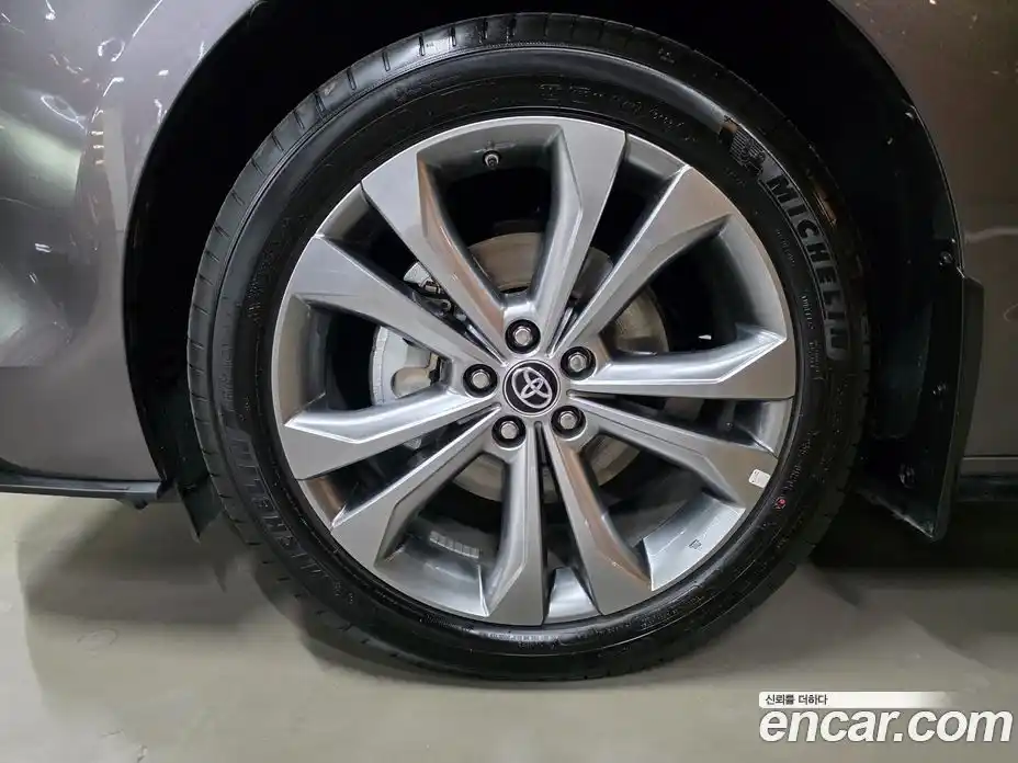 Toyota Sienna 2024 2.5 Автомат в Москве № 361215, фото 5