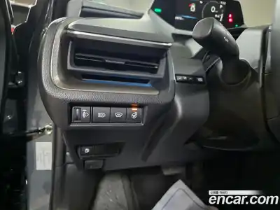 Toyota Prius 2024 2.0 Автомат в Москве № 361216, миниатюра 12