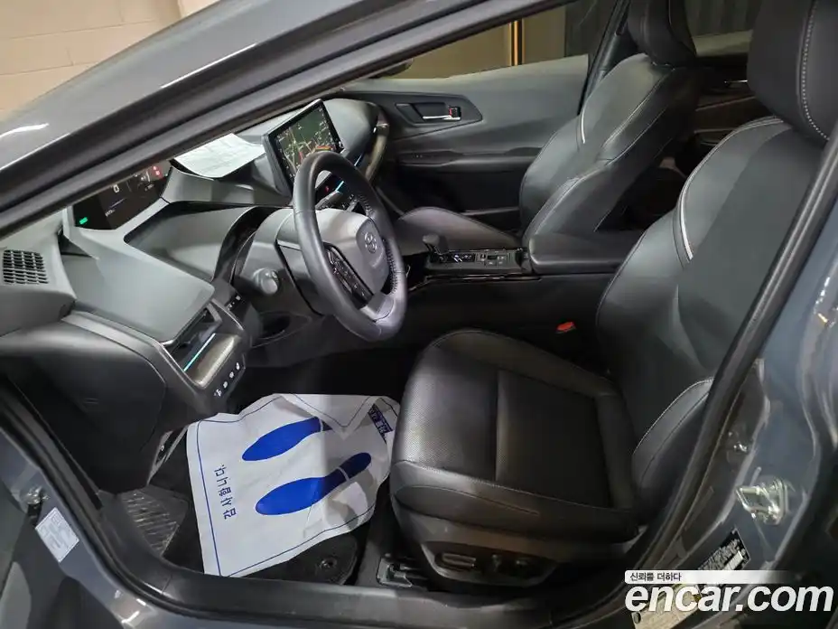 Toyota Prius 2024 2.0 Автомат в Москве № 361216, фото 8