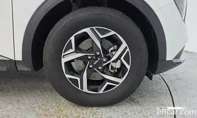 Kia Sportage 2023 1.6 Автомат в Москве № 363895, миниатюра 5