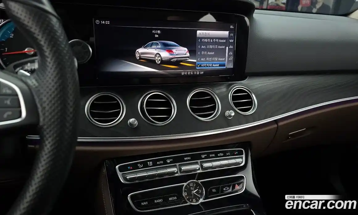 Mercedes-Benz E-Class 2018 1.9 Автомат в Москве № 391015, фото 15