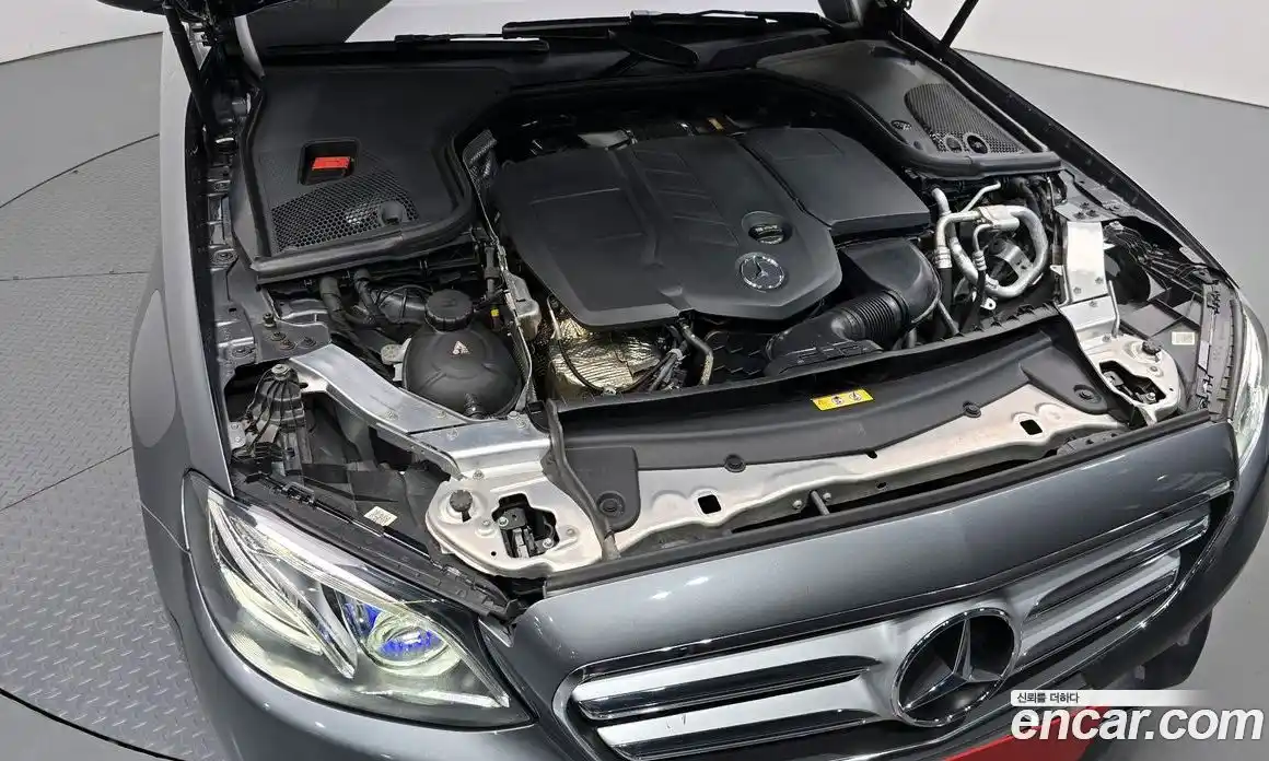 Mercedes-Benz E-Class 2018 1.9 Автомат в Москве № 391015, фото 6