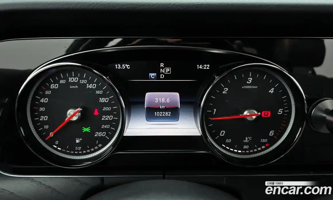 Mercedes-Benz E-Class 2018 1.9 Автомат в Москве № 391015, фото 8