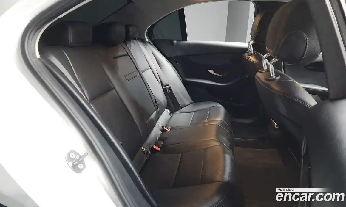 Mercedes-Benz C-Class 2019 2.0 Автомат в Москве № 428315, фото 12