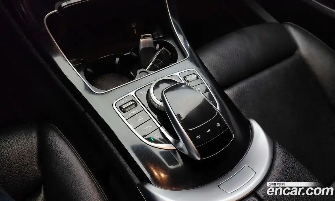 Mercedes-Benz C-Class 2019 2.0 Автомат в Москве № 428315, фото 17