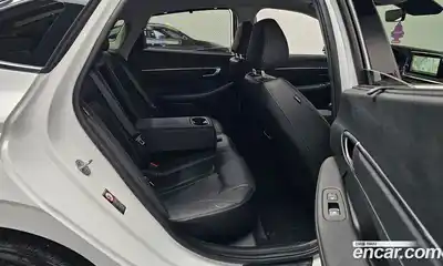 Hyundai Sonata 2023 2.0 Автомат в Москве № 459267, миниатюра 11