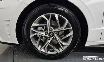 Hyundai Sonata 2023 2.0 Автомат в Москве № 459267, миниатюра 4