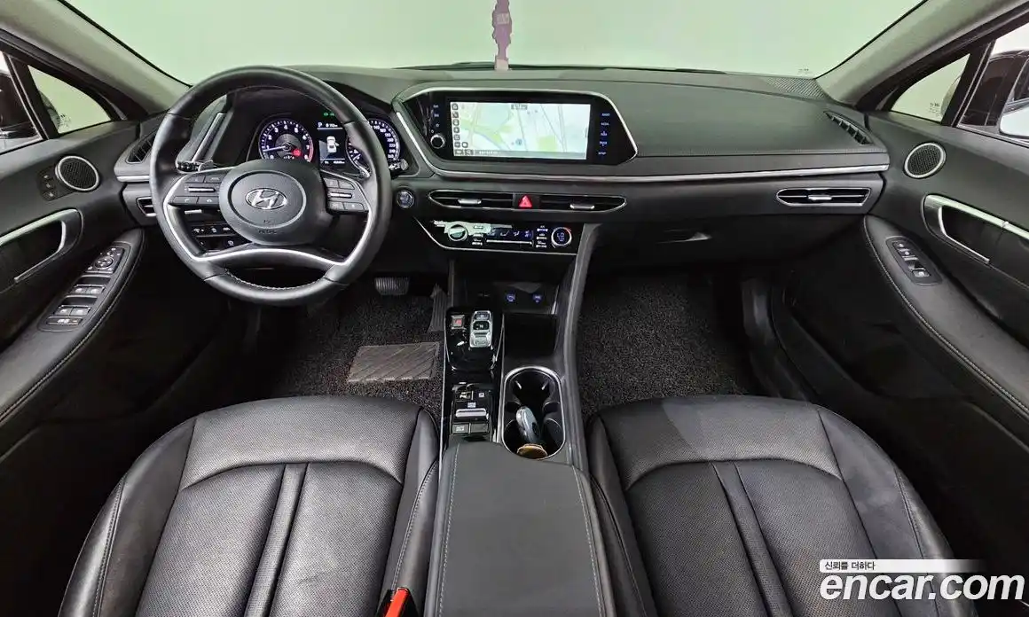 Hyundai Sonata 2023 2.0 Автомат в Москве № 459267, фото 6