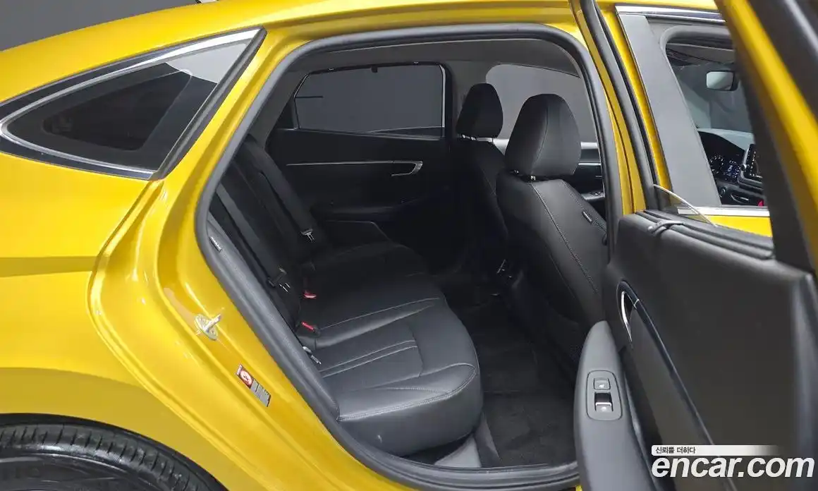 Hyundai Sonata 2020 2.0 Автомат в Москве № 47324, фото 11