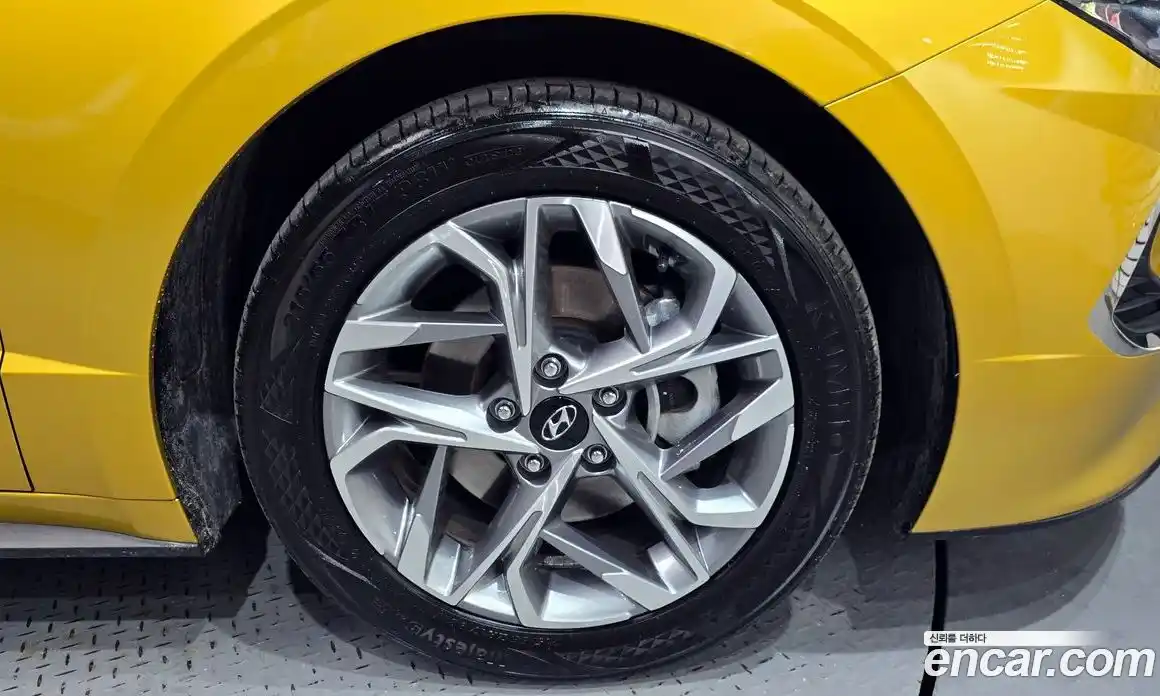 Hyundai Sonata 2020 2.0 Автомат в Москве № 47324, фото 4