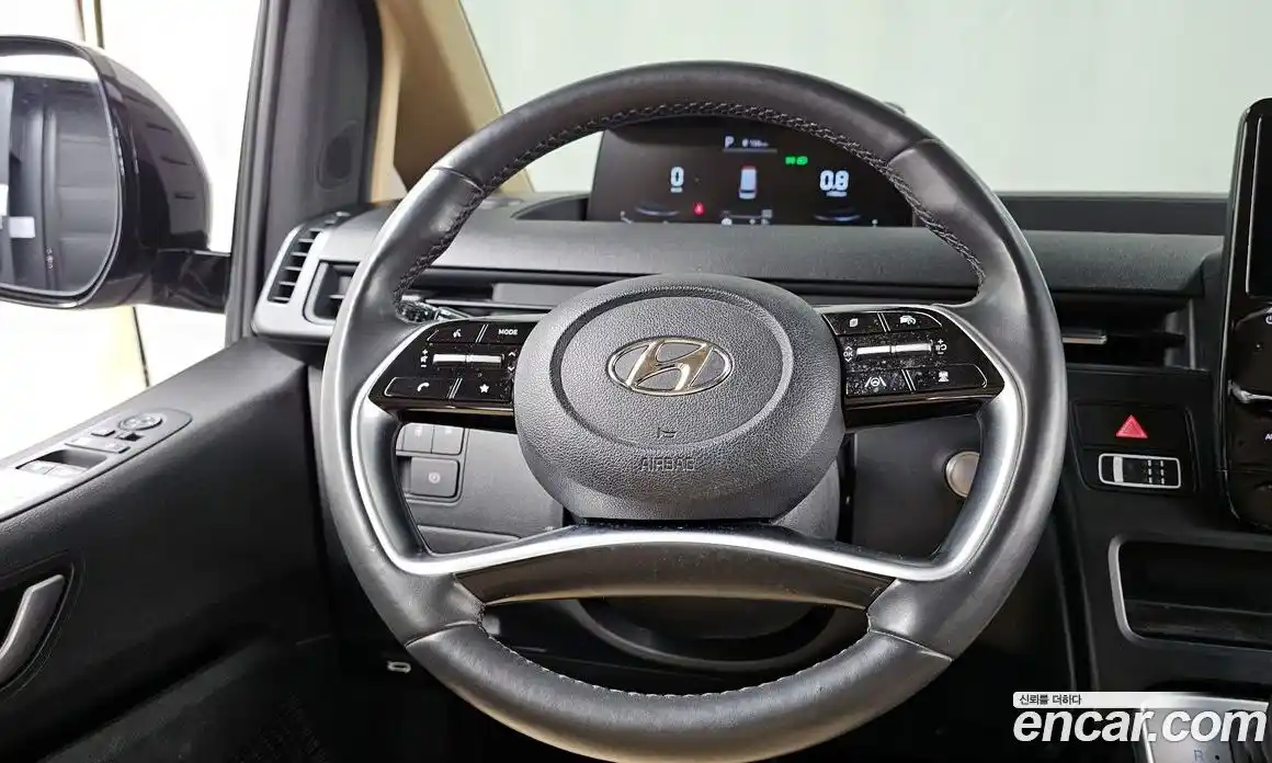 Hyundai Staria 2023 2.2 Автомат в Москве № 47731, фото 13