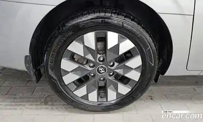 Hyundai Staria 2023 2.2 Автомат в Москве № 47731, миниатюра 5