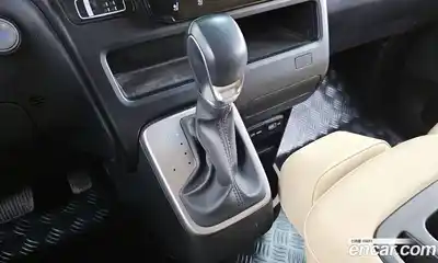 Hyundai Staria 2023 2.2 Автомат в Москве № 47731, миниатюра 9