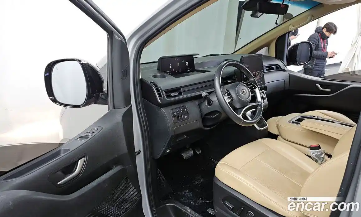 Hyundai Staria 2023 2.2 Автомат в Москве № 47731, фото 10