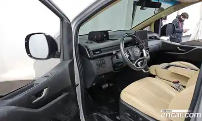 Hyundai Staria 2023 2.2 Автомат в Москве № 47731, миниатюра 10