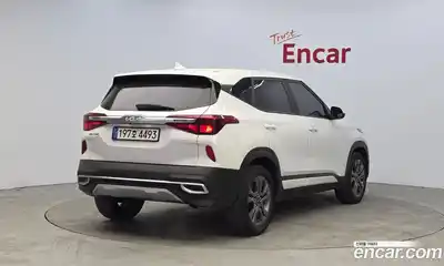 Kia Seltos 2023 1.6 Автомат в Москве № 50419, миниатюра 2