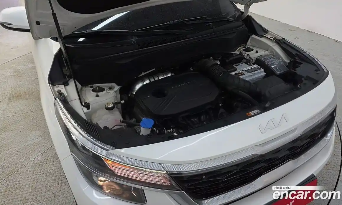 Kia Seltos 2023 1.6 Автомат в Москве № 50419, фото 6