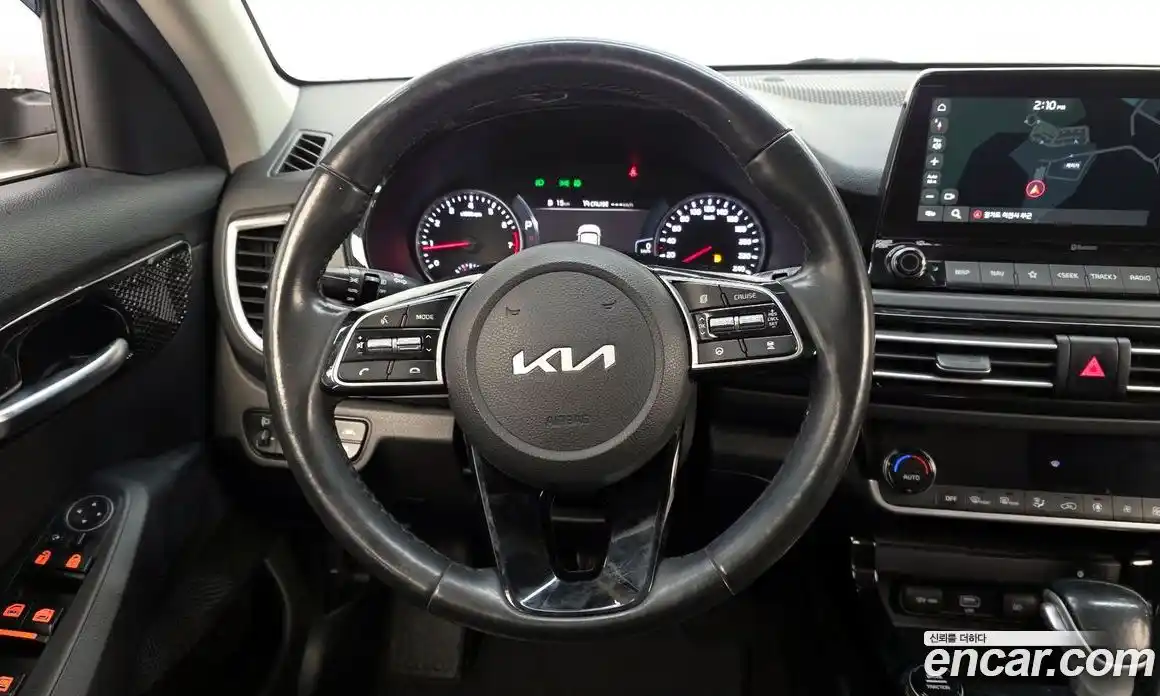 Kia Seltos 2023 1.6 Автомат в Москве № 50530, фото 13