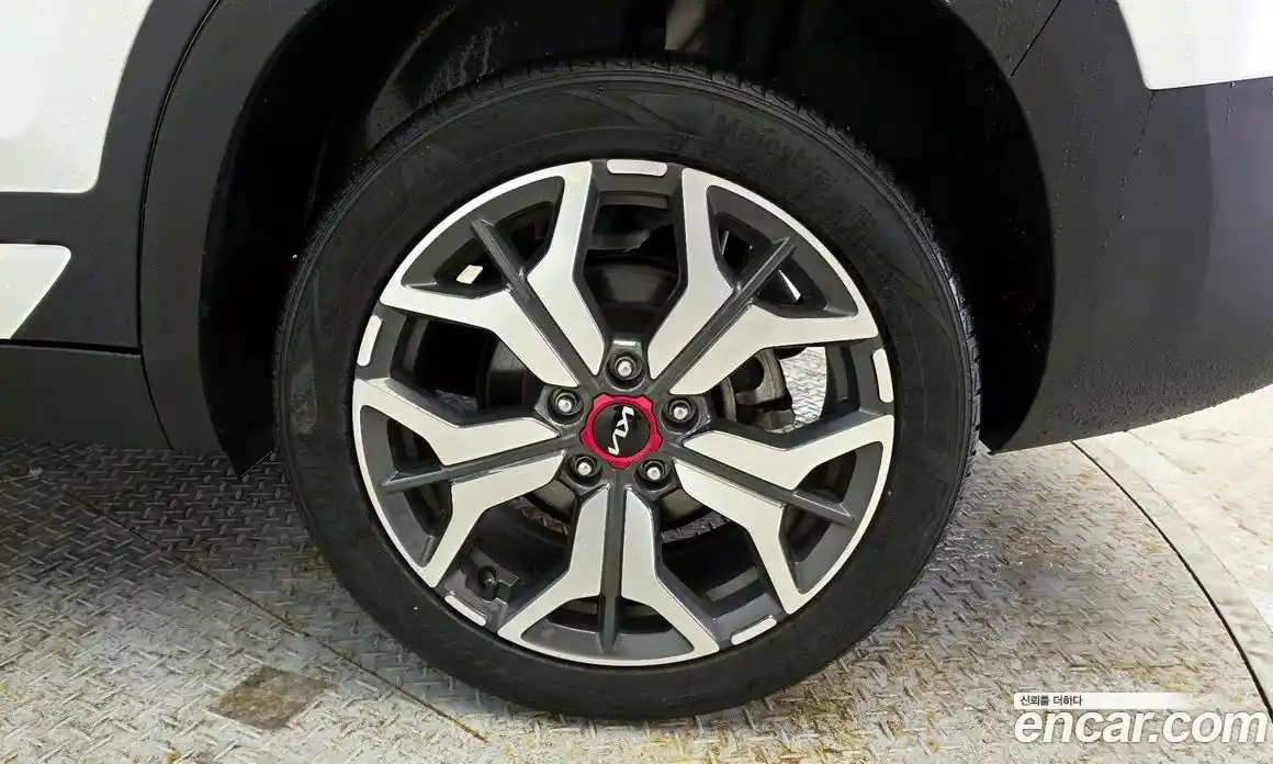 Kia Seltos 2023 1.6 Автомат в Москве № 50530, фото 5