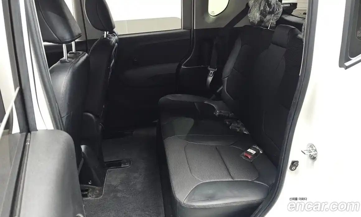 Kia Ray 2022 1.0 Автомат в Москве № 51430, фото 12