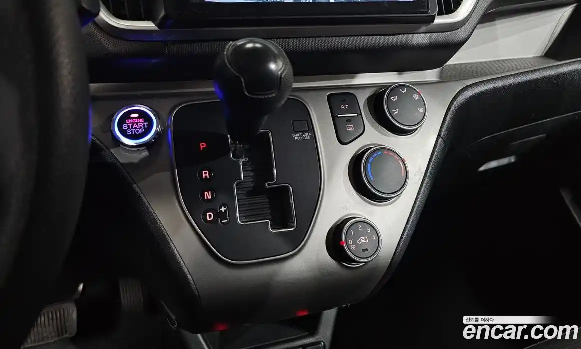 Kia Ray 2022 1.0 Автомат в Москве № 51430, фото 9