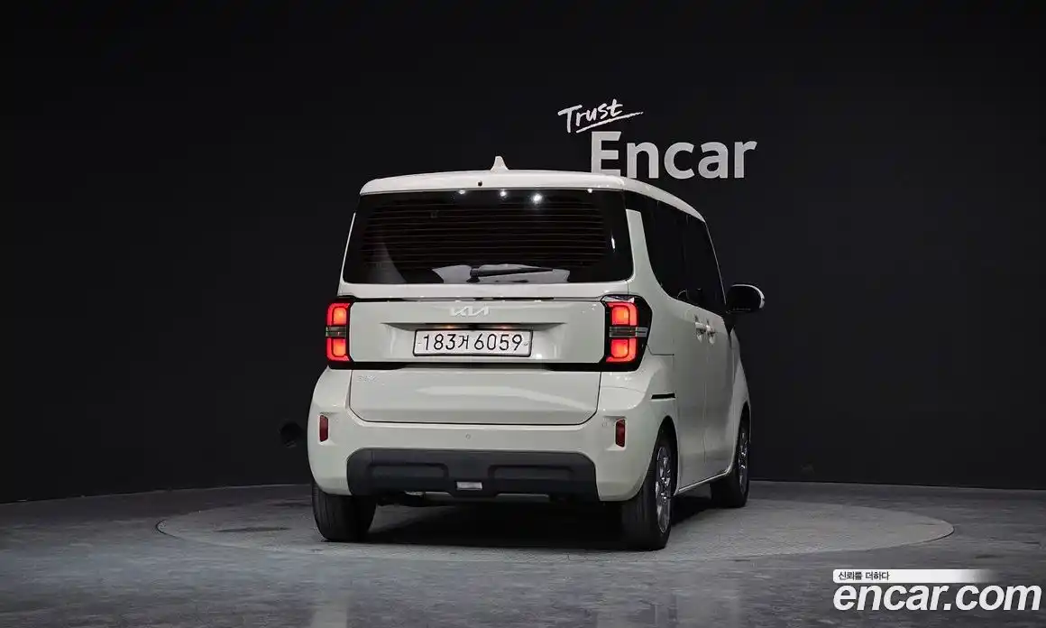 Kia Ray 2024 1.0 Автомат в Москве № 523036, фото 4