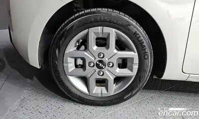 Kia Ray 2024 1.0 Автомат в Москве № 523036, миниатюра 5