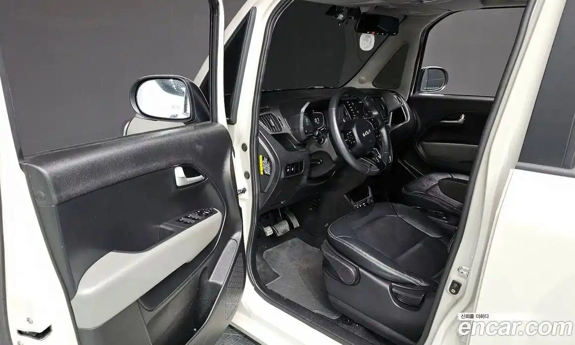 Kia Ray 2024 1.0 Автомат в Москве № 523036, фото 10