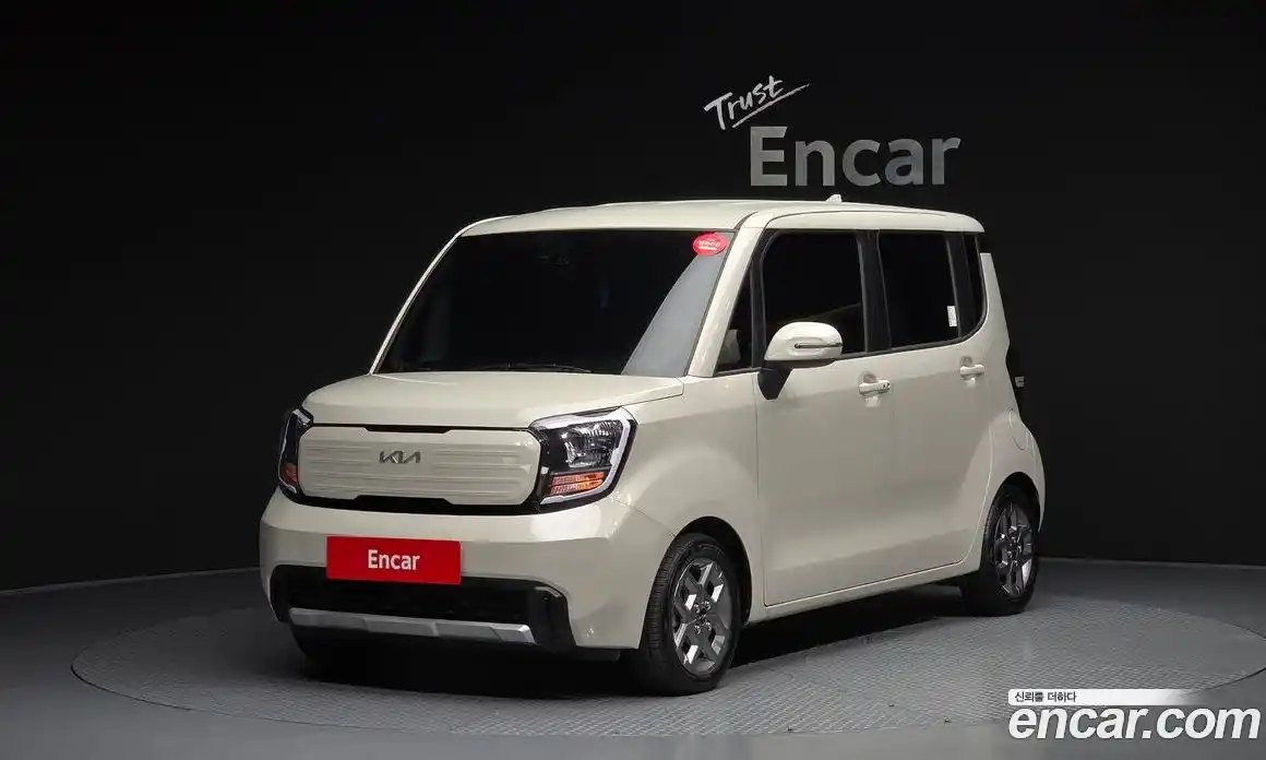 Kia Ray 2023 1.0 Автомат в Москве № 523051, фото 1