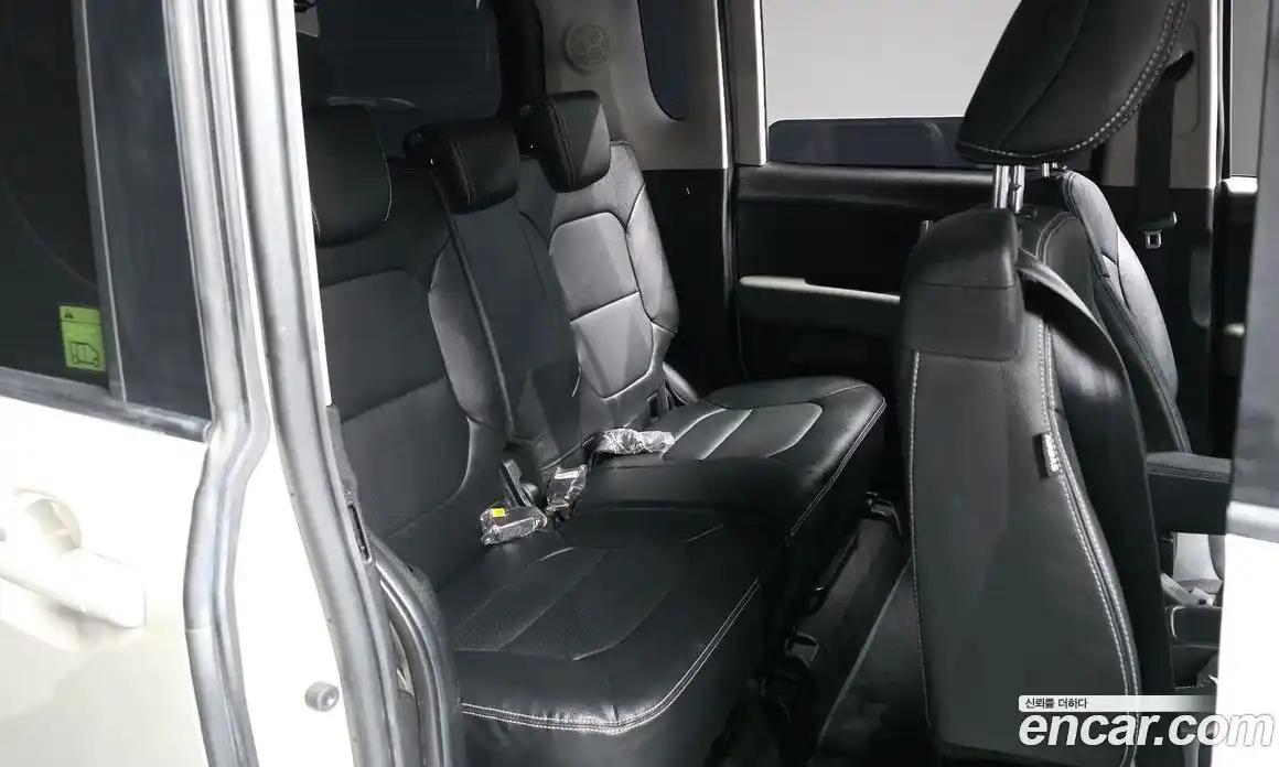 Kia Ray 2023 1.0 Автомат в Москве № 523051, фото 12