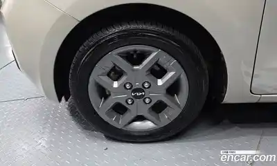 Kia Ray 2023 1.0 Автомат в Москве № 523051, миниатюра 5