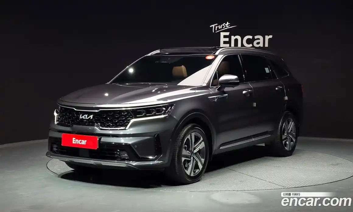 Kia Sorento 2023 1.6 Автомат в Москве № 523068, фото 1