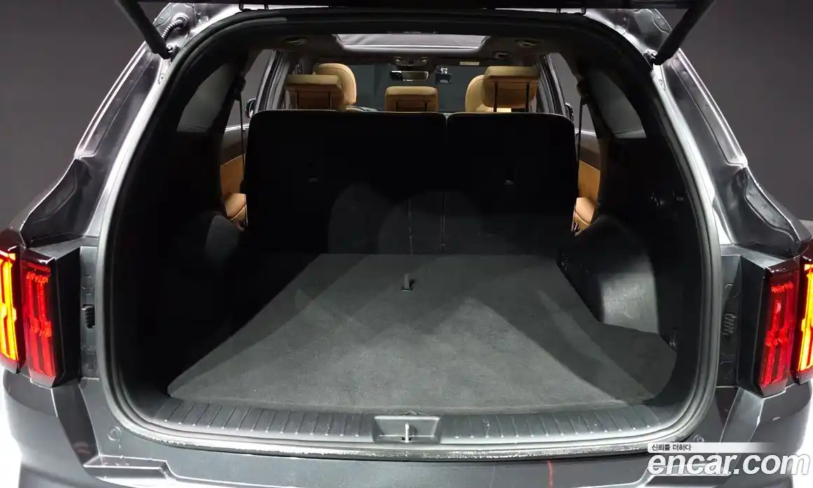 Kia Sorento 2023 1.6 Автомат в Москве № 523068, фото 20