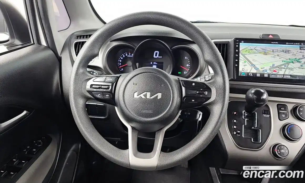 Kia Ray 2022 1.0 Автомат в Москве № 523087, фото 13