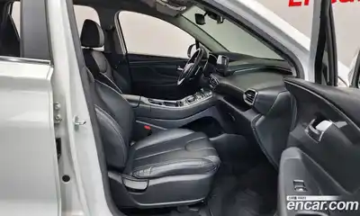 Hyundai Santa Fe 2023 1.6 Автомат в Москве № 531462, миниатюра 11