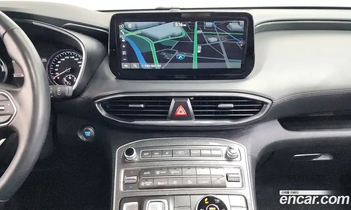 Hyundai Santa Fe 2023 1.6 Автомат в Москве № 531462, фото 14