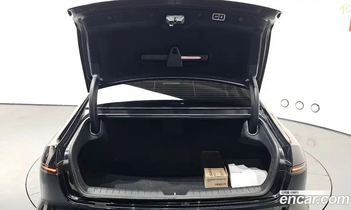 Hyundai Grandeur 2023 1.6 Автомат в Москве № 531500, фото 20