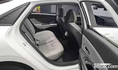 Hyundai Avante 2021 1.6 Автомат в Москве № 531510, миниатюра 12