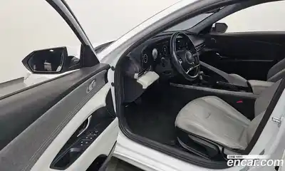 Hyundai Avante 2021 1.6 Автомат в Москве № 531510, миниатюра 10
