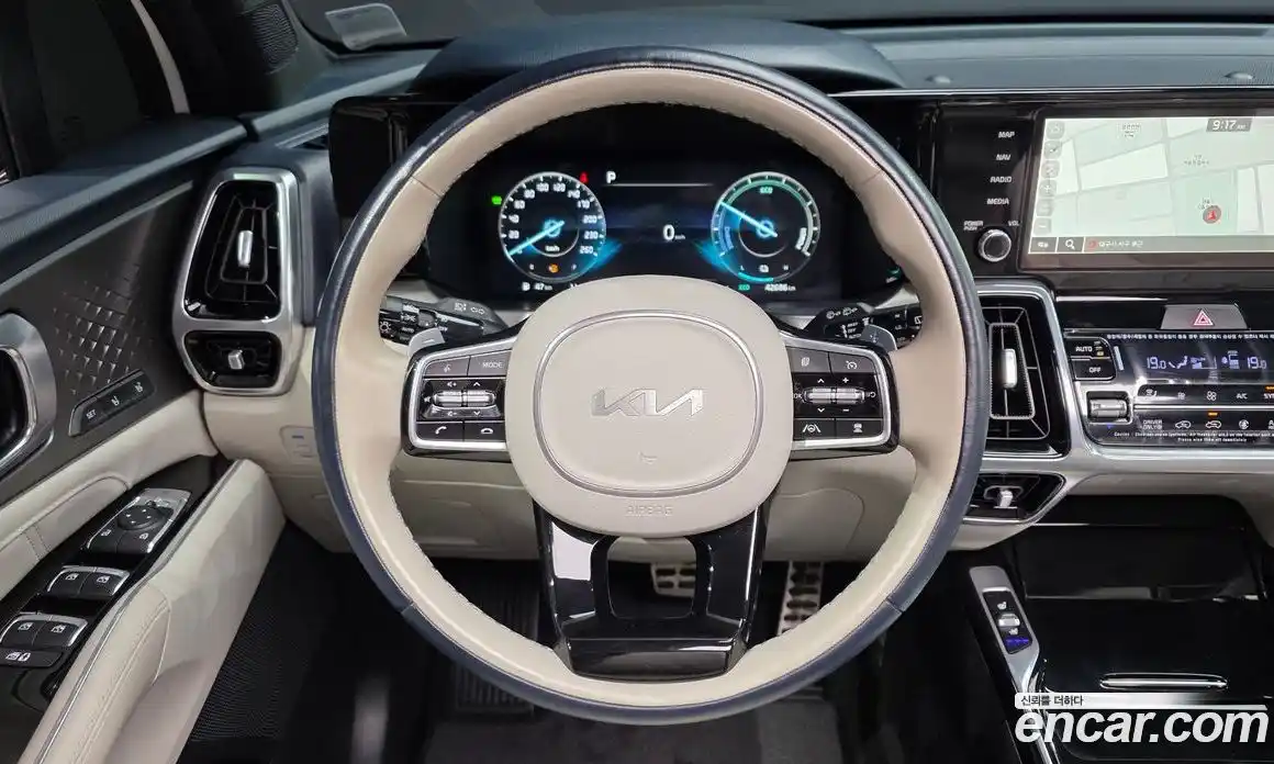 Kia Sorento 2023 1.6 Автомат в Москве № 535780, фото 13