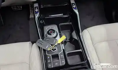 Kia Sorento 2023 1.6 Автомат в Москве № 535780, миниатюра 9