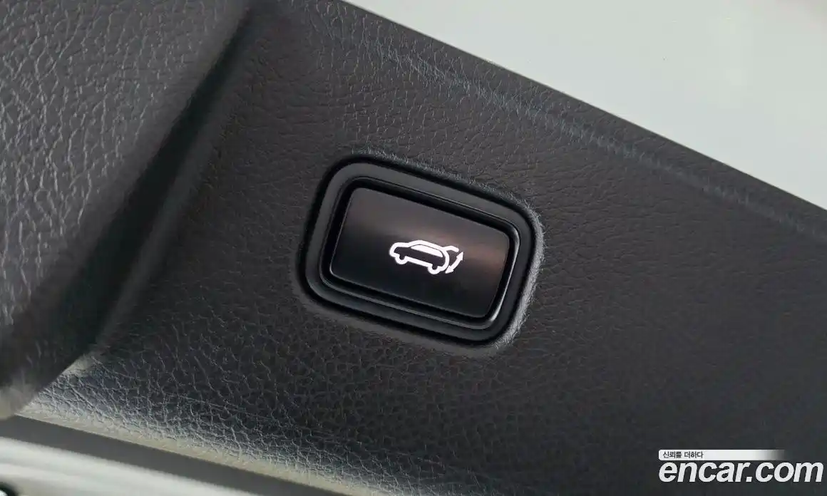 Kia Mohave 2021 3.0 Автомат в Москве № 535970, фото 17